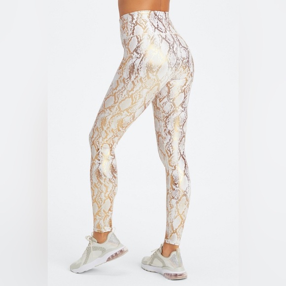 NWT Fabletics High Waisted Foil Legging Snake Print White/Gold - Picture 5 of 5